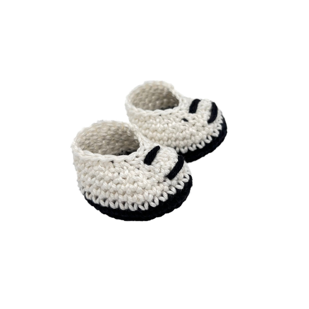 Crochet pattern Soccer Mouse Sport Shoes