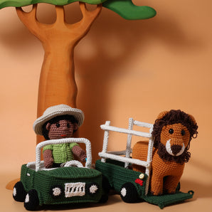 Amigurumi Patterns Lion, Ranger, Jeep and Trailer
